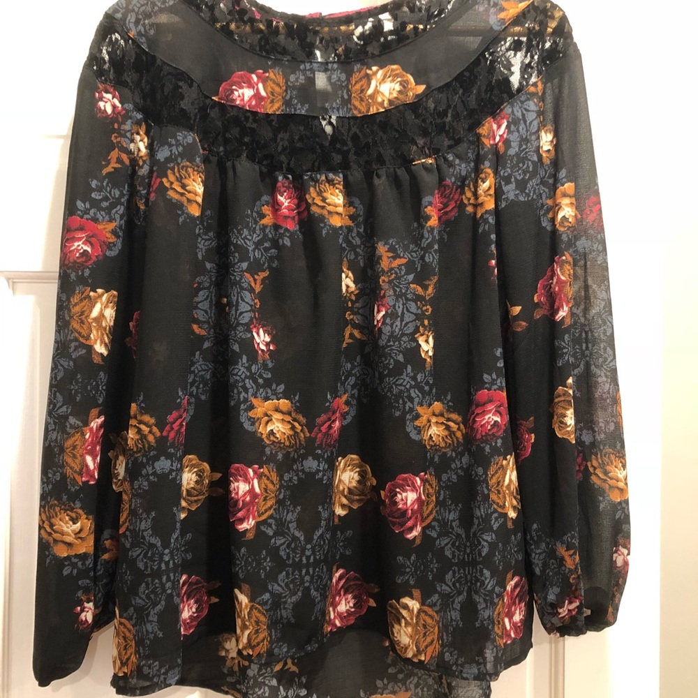 Floral Lacey top